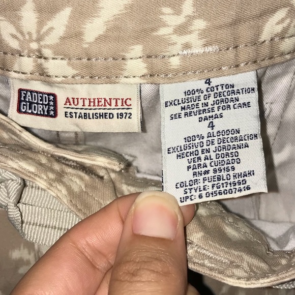 Faded Glory 4 Cropped Pants - Picture 9 of 9